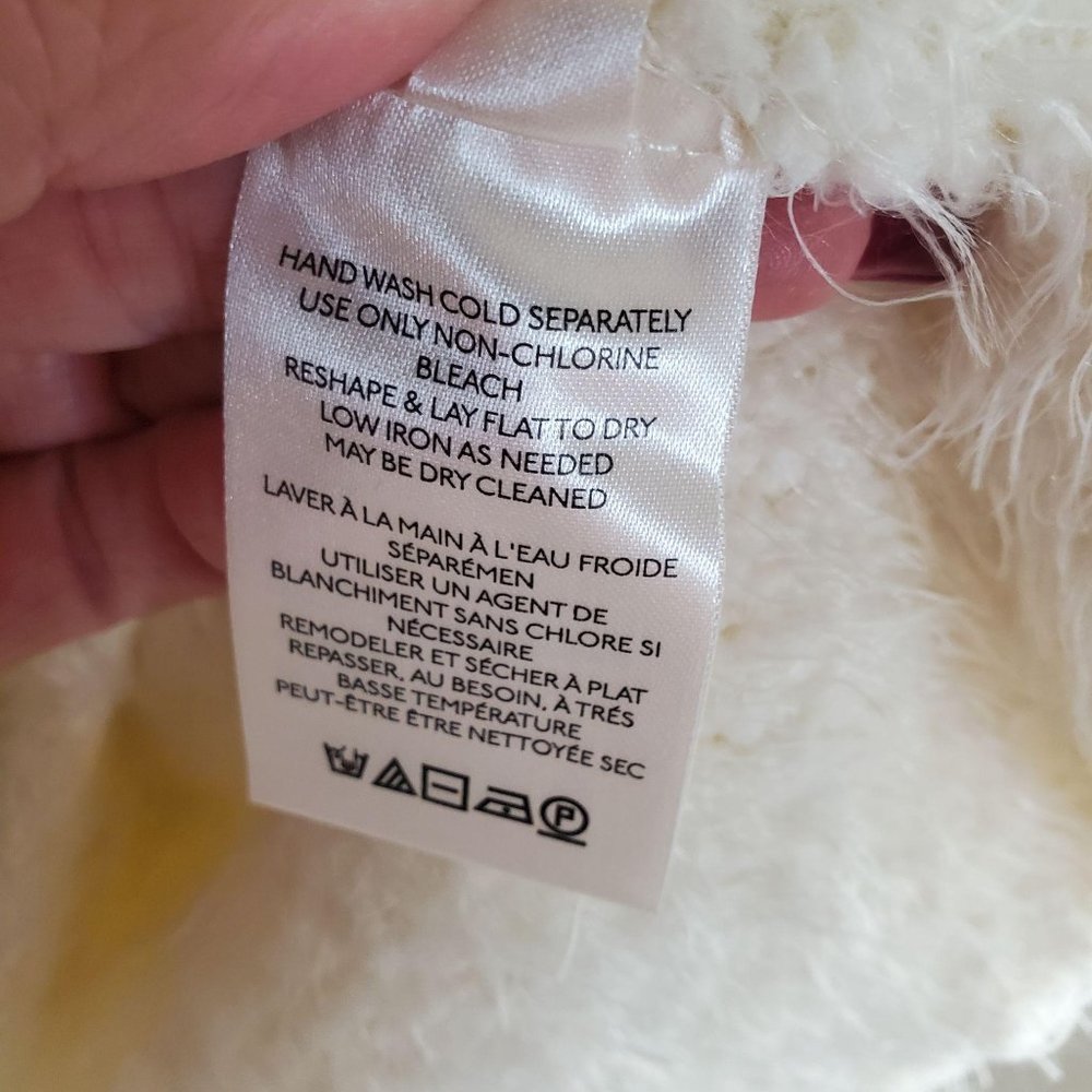 NWT FREE PEOPLE ICING V PULLOVER  SWEATER  L - Picture 7 of 9